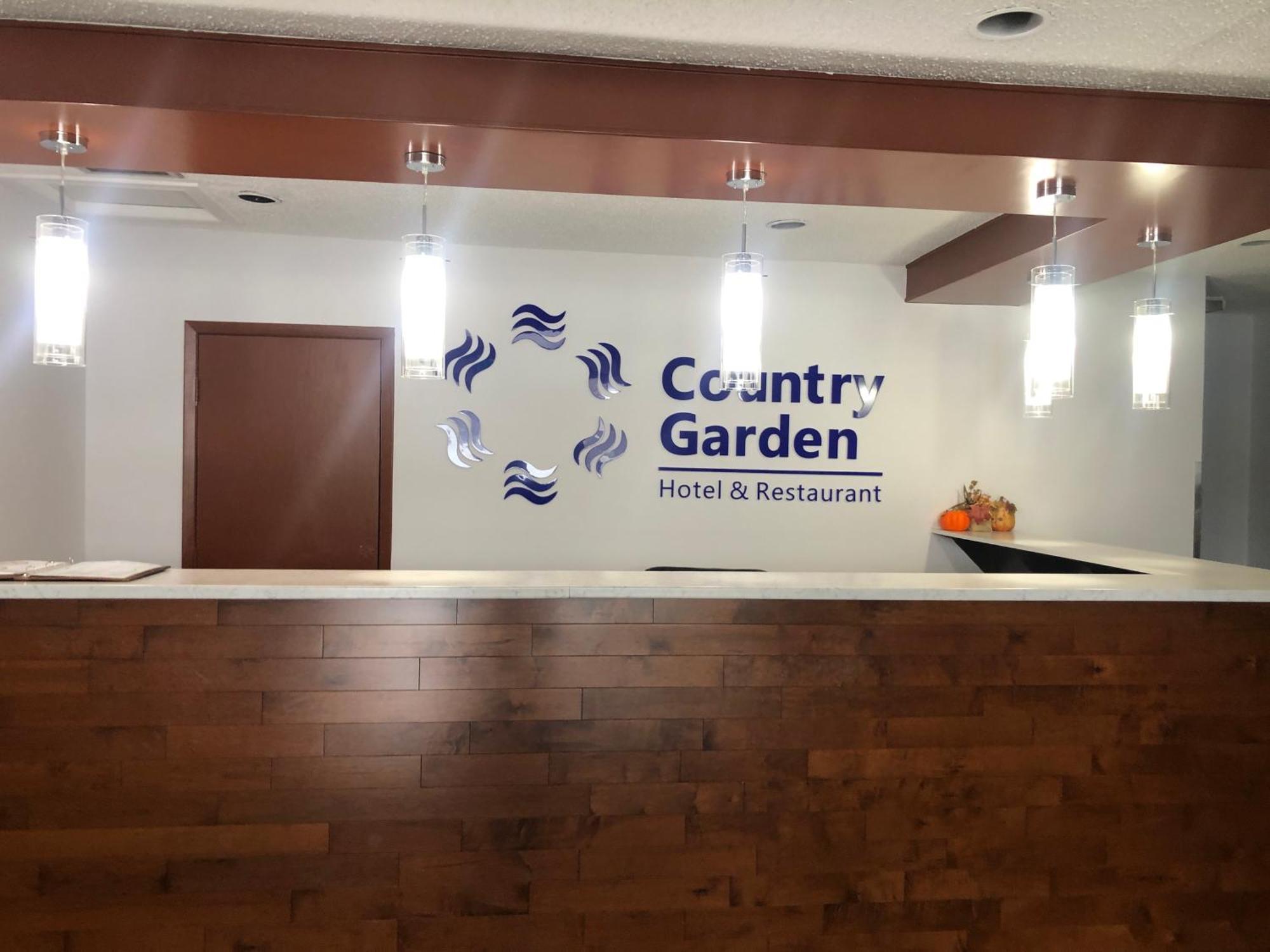 Country Garden Inn & Restaurant Smoky Lake Ngoại thất bức ảnh